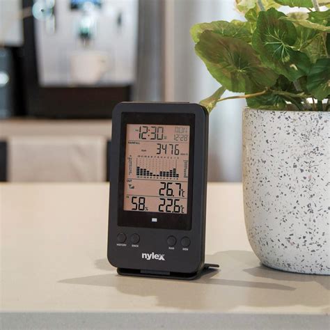 Nylex Digital Rain Gauge - Bunnings Australia