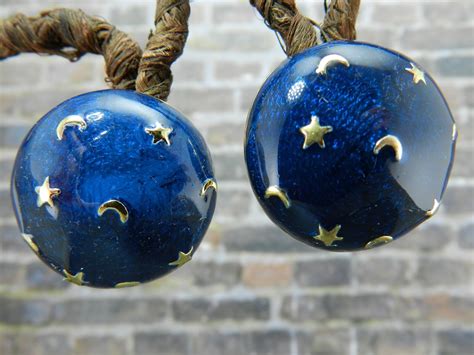 Vintage Signed Costume Gold Tone Blue Enamel Moon And Star Earrings Ebay