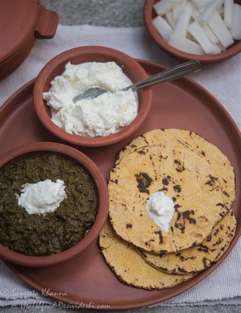 Makki Ki Roti Sarson Ka Saag