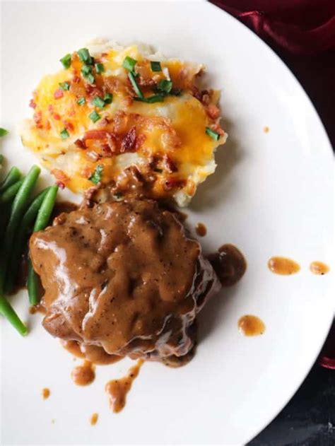 Brown Gravy Smothered Hamburger Steaks Razzle Dazzle Life