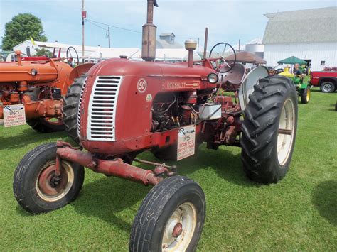 Red Cockshutt 50 Tractor Tractors Old Tractors Farm Tractor