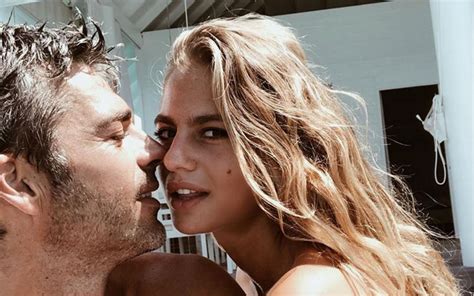 Luca Argentero E Cristina Marino Innamoratissimi Al Mare La Coppia