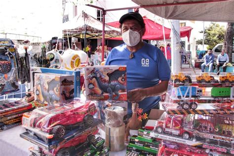 Reyes Magos Abarrotan Calles De Puebla Por Compras De Juguetes