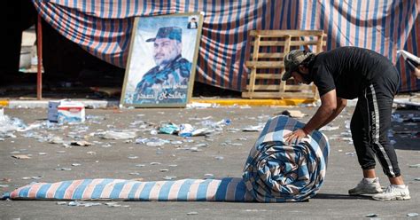 Protesters withdraw from Baghdad's Green Zone - Al-Monitor: The Middle ...