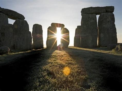 Enigma of the bluestones: where did Stonehenge builders get them from ...