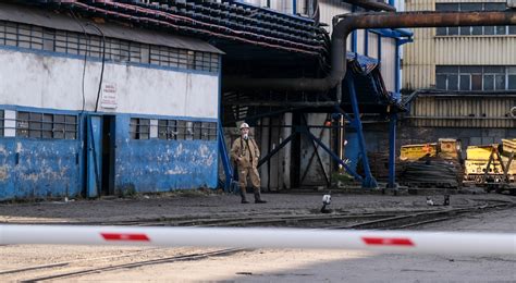 Akcja Ratownicza W Kopalni Bielszowice Ratownicy Dotarli Do Jednego Z