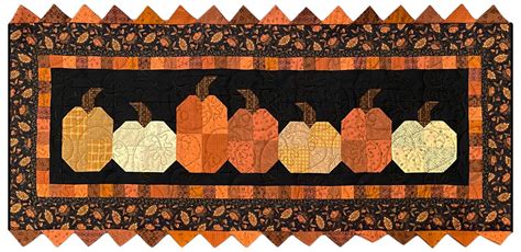 Pumpkins In A Row Tablerunner Kit