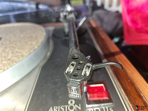 Ariston Rd S Suspension Turntable W Rega Rb Tone Arm And Grado