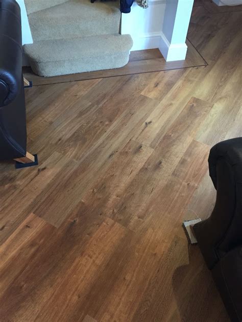 Karndean Flooring Van Gogh Classic Oak Flooring Laid With Boarder And A 45 Degree Angle