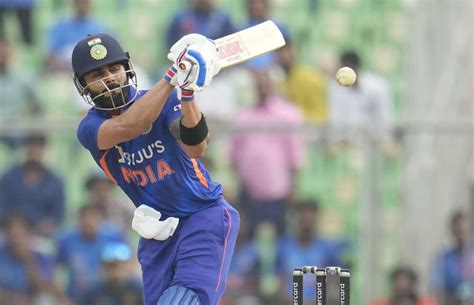 Watch Video Virat Kohli Says Mahi Shot After He Pulls Off Stunning