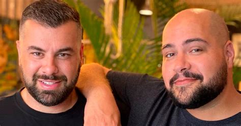 Tiago Abravanel e marido proíbem ex bbb em festa de casamento Veja