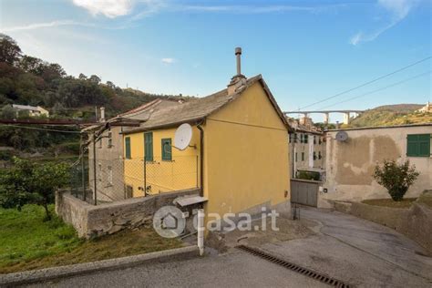 Case Indipendenti Con Giardino Privato In Vendita Nel Quartiere Voltri