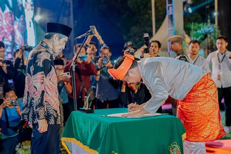 GALERI FOTO Wali Kota Medan Bobby Nasution Melantik Dewan Pengawas