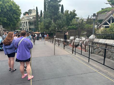 Photos Video Splash Mountain Closes Permanently At Disneyland Wdw