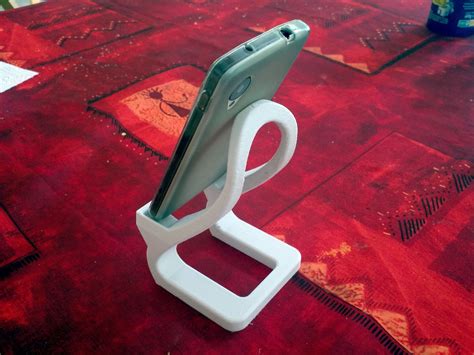 Artistic Phone Stand 3d Model 3d Printable Stl