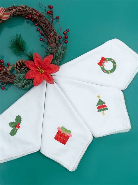 Claus Christmas Table Napkins - Set of 4 - Cananor Guild