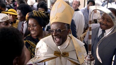 Desmond Tutu Bringing The Laughter In 1986 R Oldschoolcool