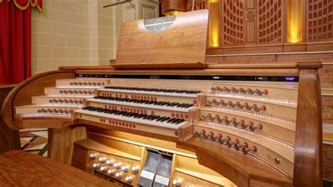 Famous concert organist to lead master classes in Gozo