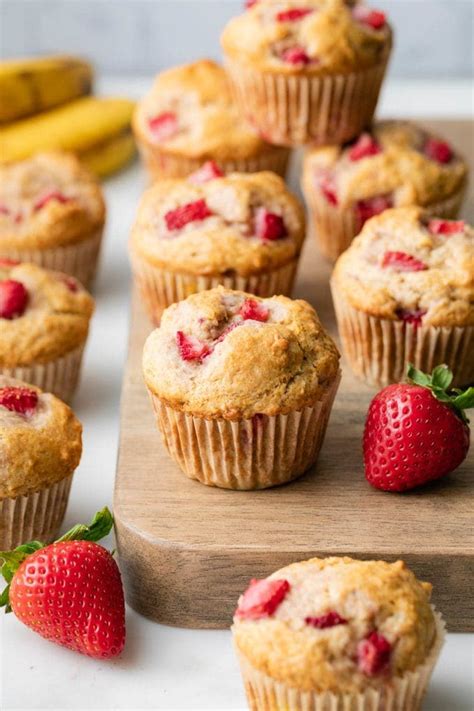 Easy Strawberry Banana Muffins Vegan Healthy The Simple Veganista