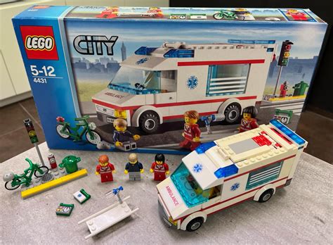 LEGO® 4431 City Sanitka/RARITA-krásný box, plánek/ Od 1 Kč! | Aukro