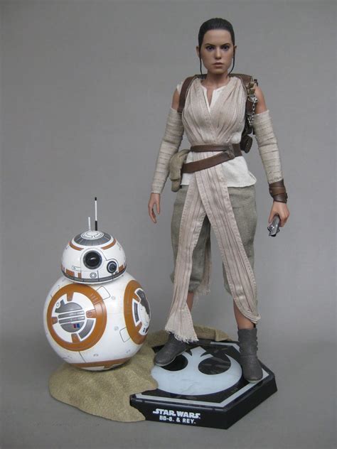 DeSMOnd Collection Hot Toys 1 6 Rey BB 8 In TFA Pt 2