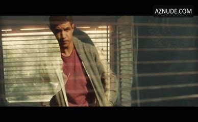 Sophie Kennedy Clark Kyrae Patterson Lesbian Scene In Obey AZNude