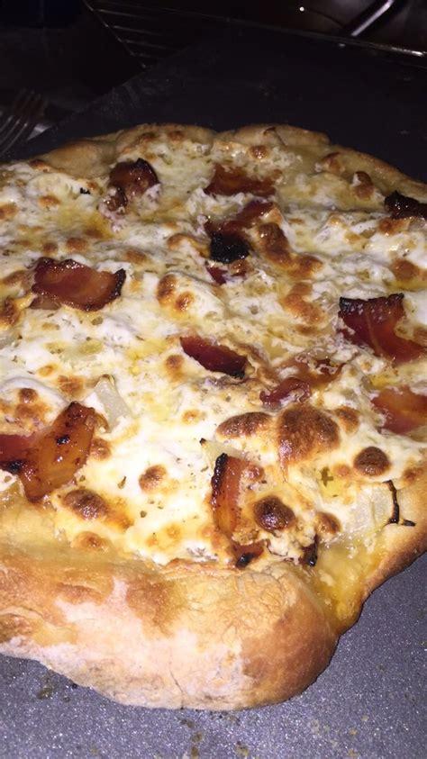 Maple Bacon Pizza Bacon Pizza Maple Bacon Food