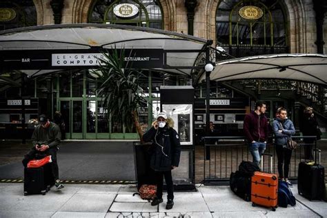 Face au coronavirus des Parisiens s exilent à la campagne La