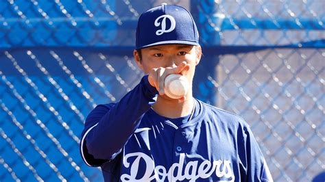 POV Video Of Yoshinobu Yamamoto's First Live BP Is Mind-Boggling