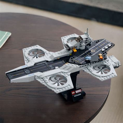 LEGO® Marvel The Avengers Helicarrier – AG LEGO® Certified Stores