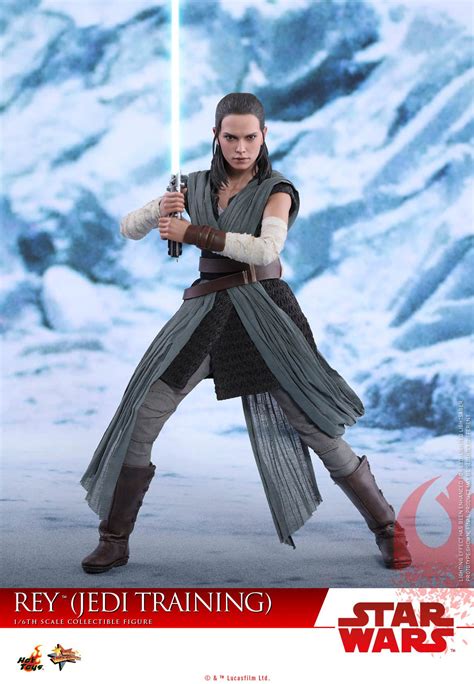 Hot Toys MMS 446 Star Wars The Last Jedi Rey Jedi Training Hot Toys Complete Checklist