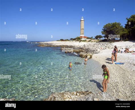 Insel Dugi Otok Strand Und Leuchtturm In Veli Rat Kroatien Usage