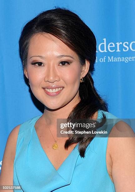 Melissa Lee Cnbc Photos And Premium High Res Pictures Getty Images