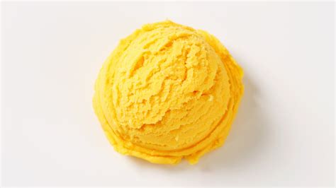 Here's The Scoop: The Difference Between Ice Cream And Frozen Custard