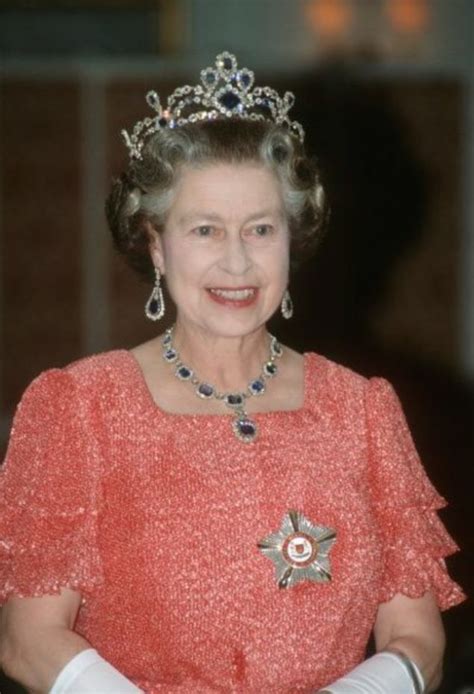 Queen Elizabeth Ii Singapore Regina Elisabetta La Regina