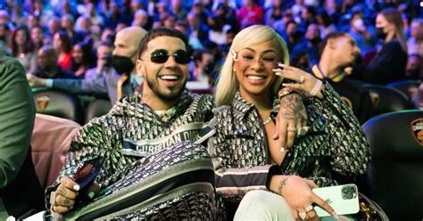 Anuel Aa Y Yailin ‘la Más Viral Anuncian Boda Metro Ecuador