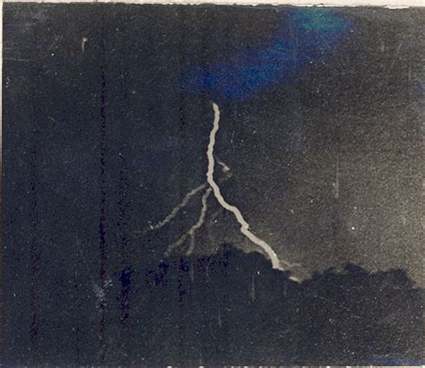 The First Photograph Of Lightning By William Jennings 1882 History