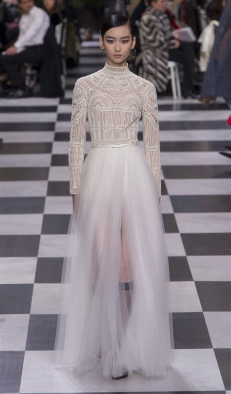distinguishes couture form ready  wear   interesting