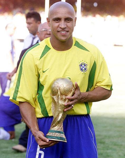 Roberto Carlos The Brazilian Soccer Player Who Played With Ronaldo