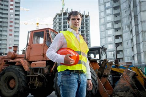 Sewa Excavator Dengan Operator Handal Pekerjaan Selesai Dengan Tepat