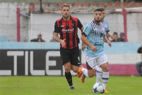 Uai Urquiza Y Defensores De Belgrano A Mano En La Primera Final Por El