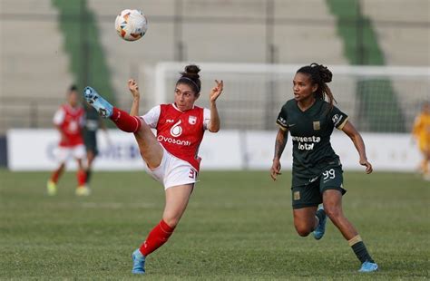 Uefa Vai Investir Mil Milh Es De Euros No Futebol Feminino At