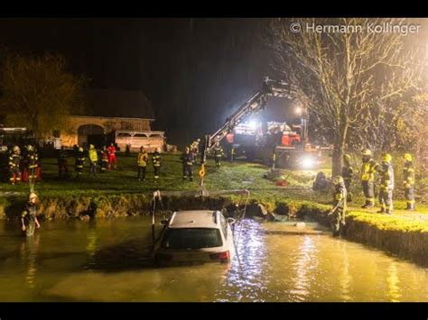 Auto In Pollham Im Teich Bergungseinsatz Mit Abstand