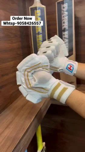 Strap Polyurethane White Gold Cricket Batting Gloves For Used In