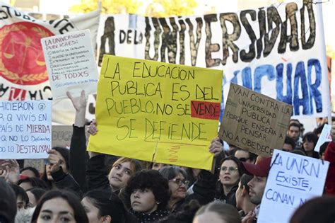 Van a los puentes Neuquén Cipolletti universitarios definieron