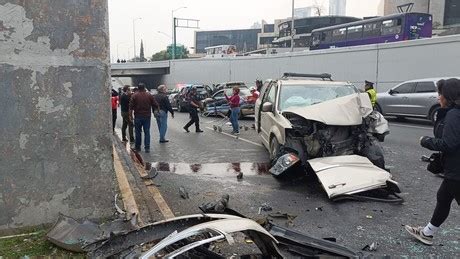 Accidente En L Zaro C Rdenas Deja Lesionados Y Vialidad Colapsada En