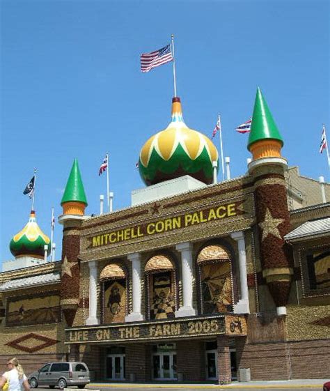 Mitchell SD - World's Only Corn Palace - Your RV Lifestyle