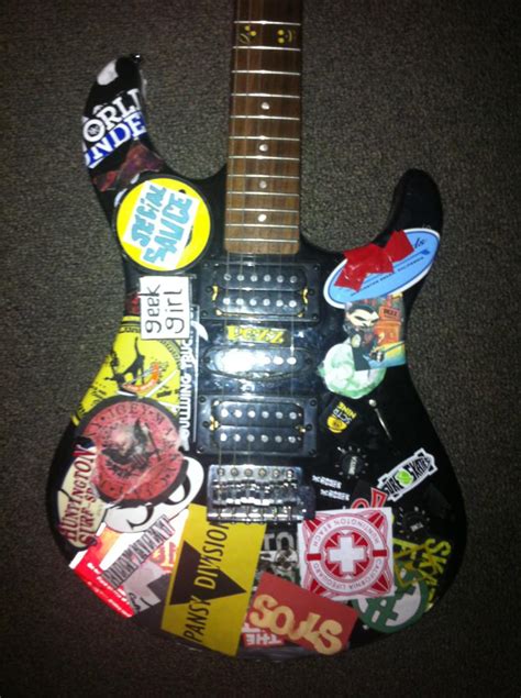 This is my green day inspired guitar : r/greenday