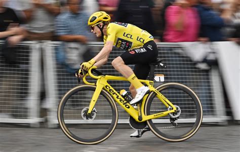 Jonas Vingegaard Wins Second Successive Tour De France Bein Sports