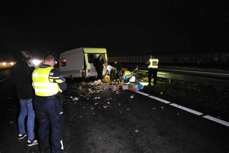 Ravage Op Snelweg Door Ongeval Met Caravan Rijksweg A30 L 9 1 Ede